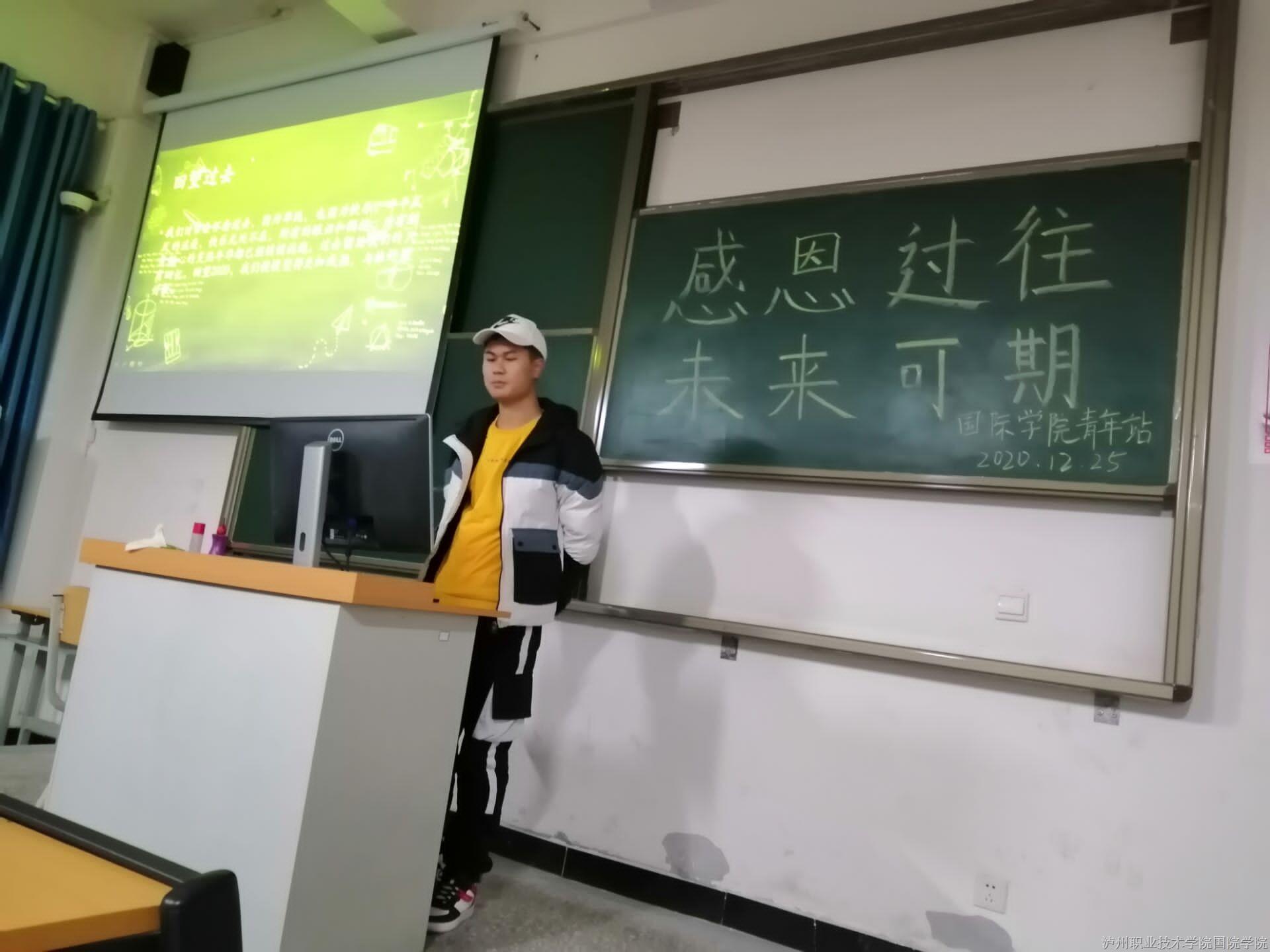 5ADAA0865057BA4E047F531434607E55.jpg 5ADAA0865057BA4E047F531434607E55.jpg